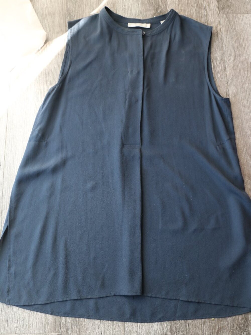 Vince 100% Silk Navy Blue Sleeveless Tunic Style Top